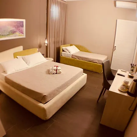 Bhagya Guest house 4*